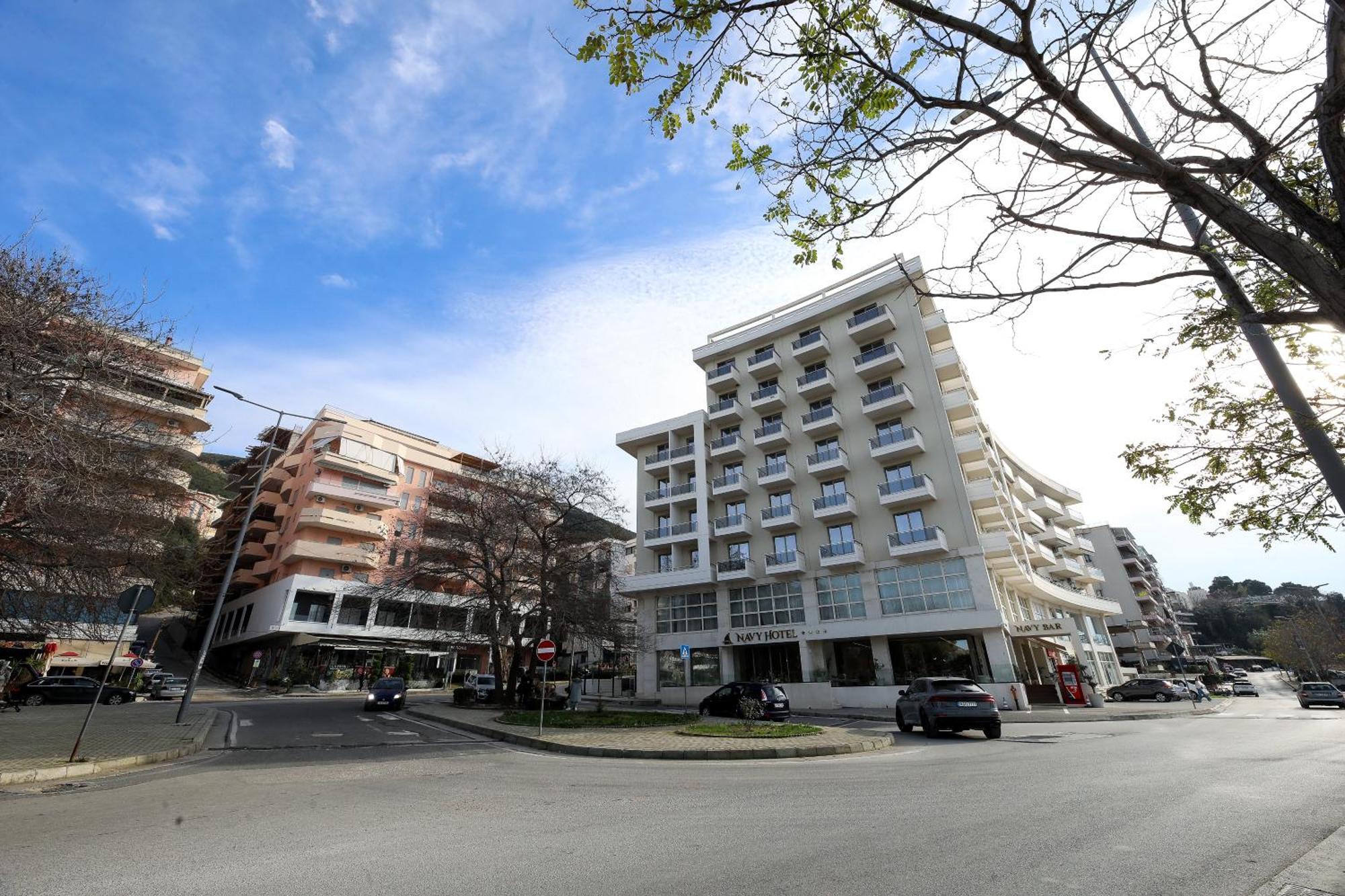 H&M Hotel Vlorë Exterior foto